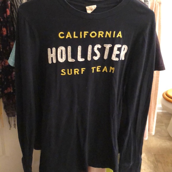 Hollister Other - Men’s size S Hollister long sleeve tee- Black